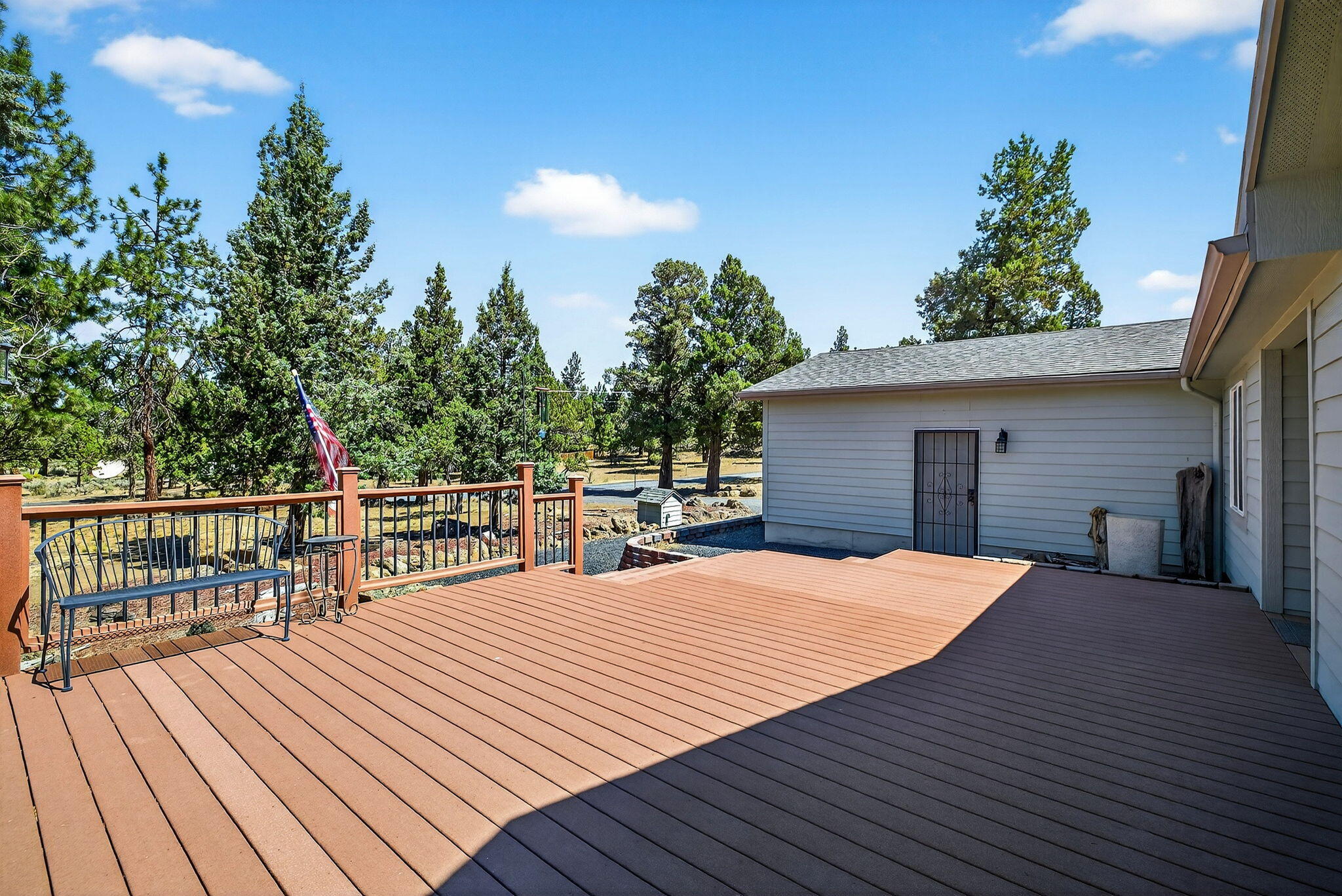 17415 Kent Road Sisters, OR 97759 - Photo 38 of 43