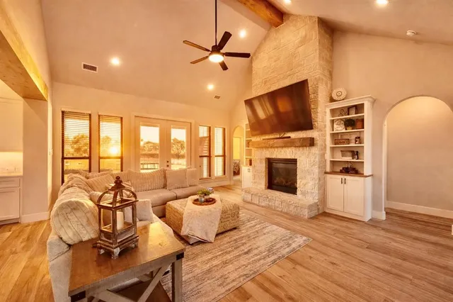 $675,000 | 12880 Pruett Road, Krum, TX 76249