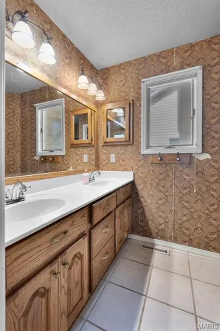 $269,000 | 2386 Bent Creek Drive, Jackson, MO 63755