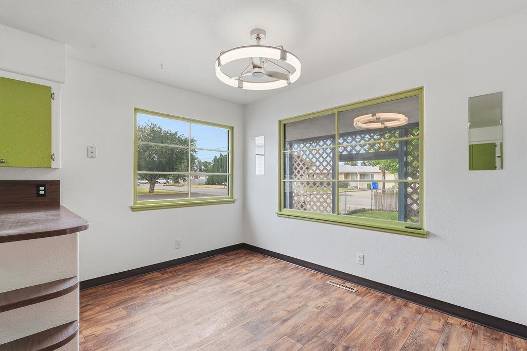 2015 North Vista Road Spokane, WA 99212 - Photo 13 of 50 Gallery Image 13
