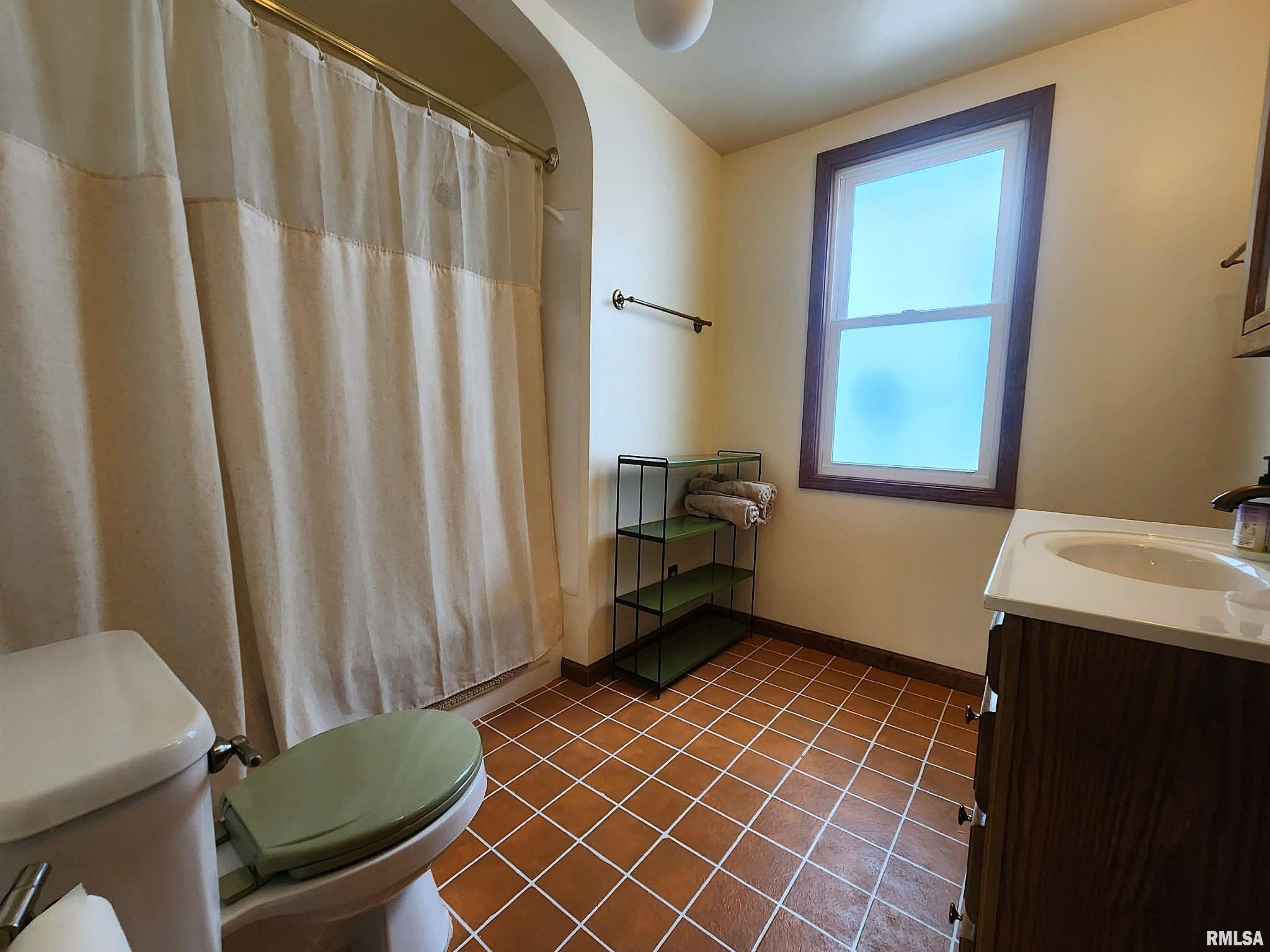 1512 State Street Quincy, IL 62301 - Photo 13 of 36