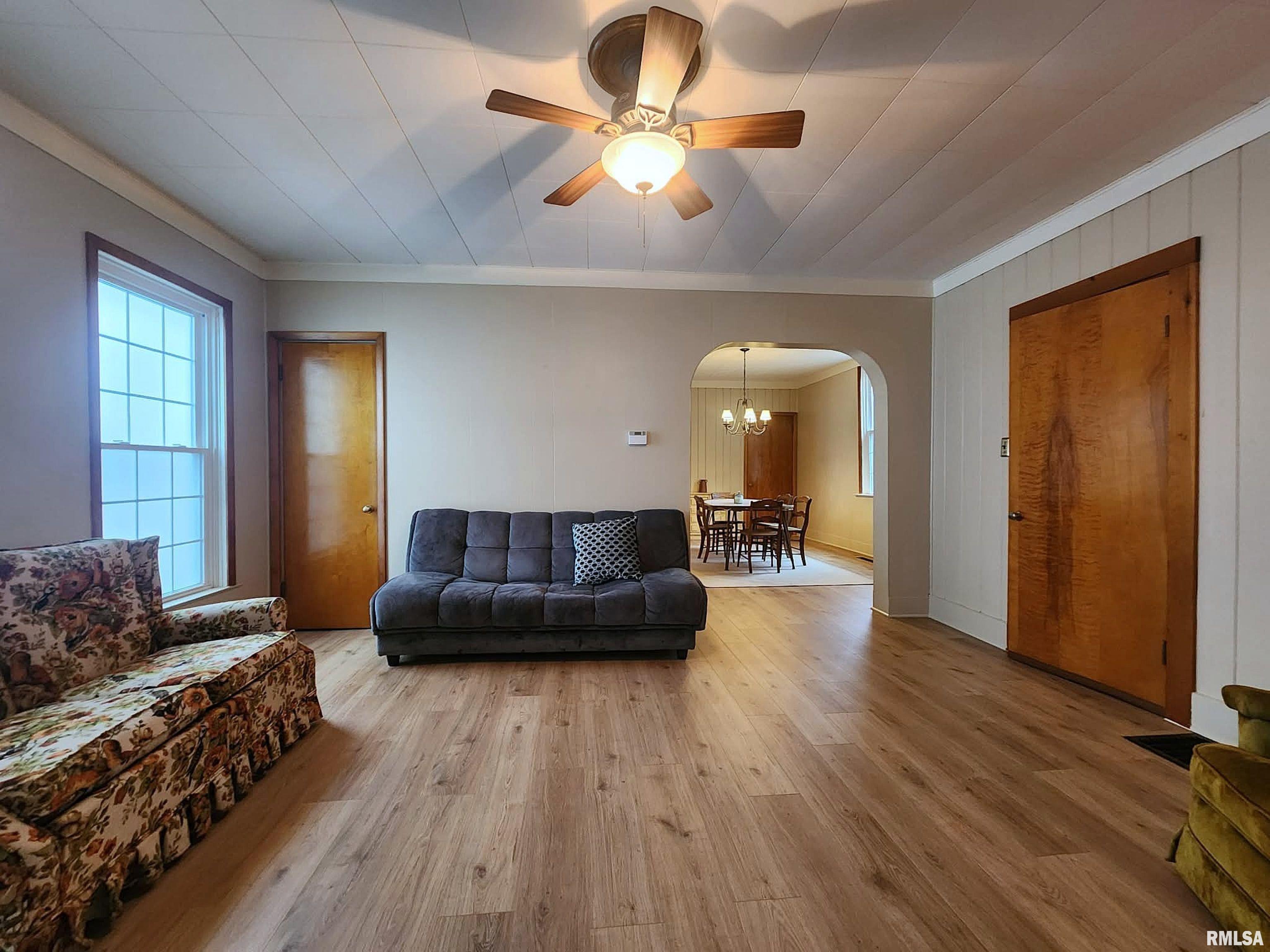 1512 State Street Quincy, IL 62301 - Photo 4 of 36