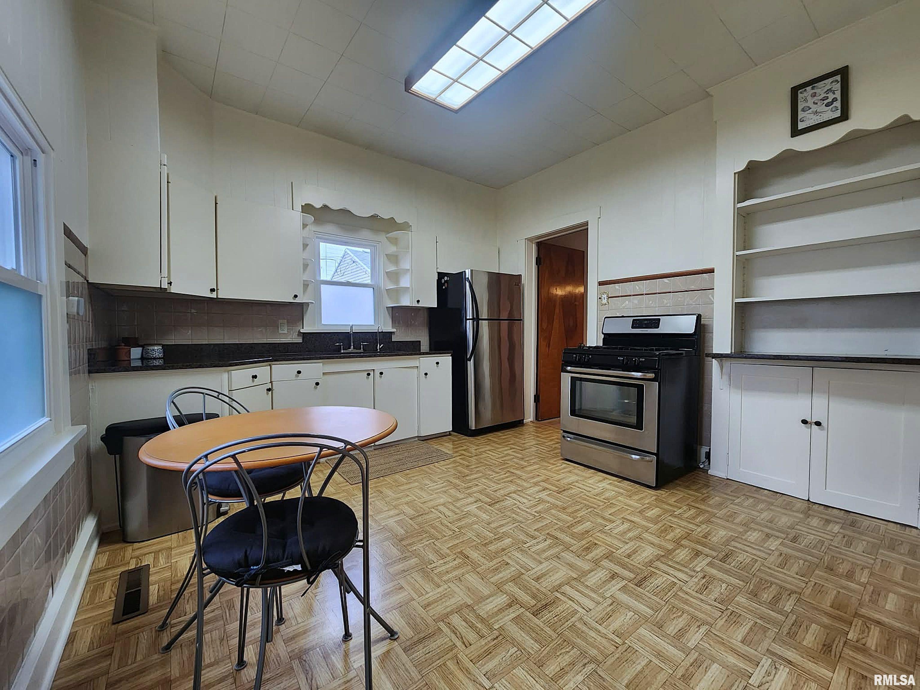 1512 State Street Quincy, IL 62301 - Photo 9 of 36