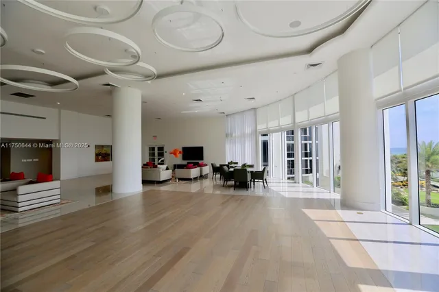 $1,280,000 | 19111 Collins Avenue, Unit 207, Sunny Isles Beach, FL 33160