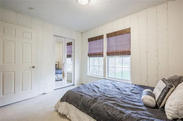 $399,900 | 929 Surrey Hill Way, Henrietta, NY 14623