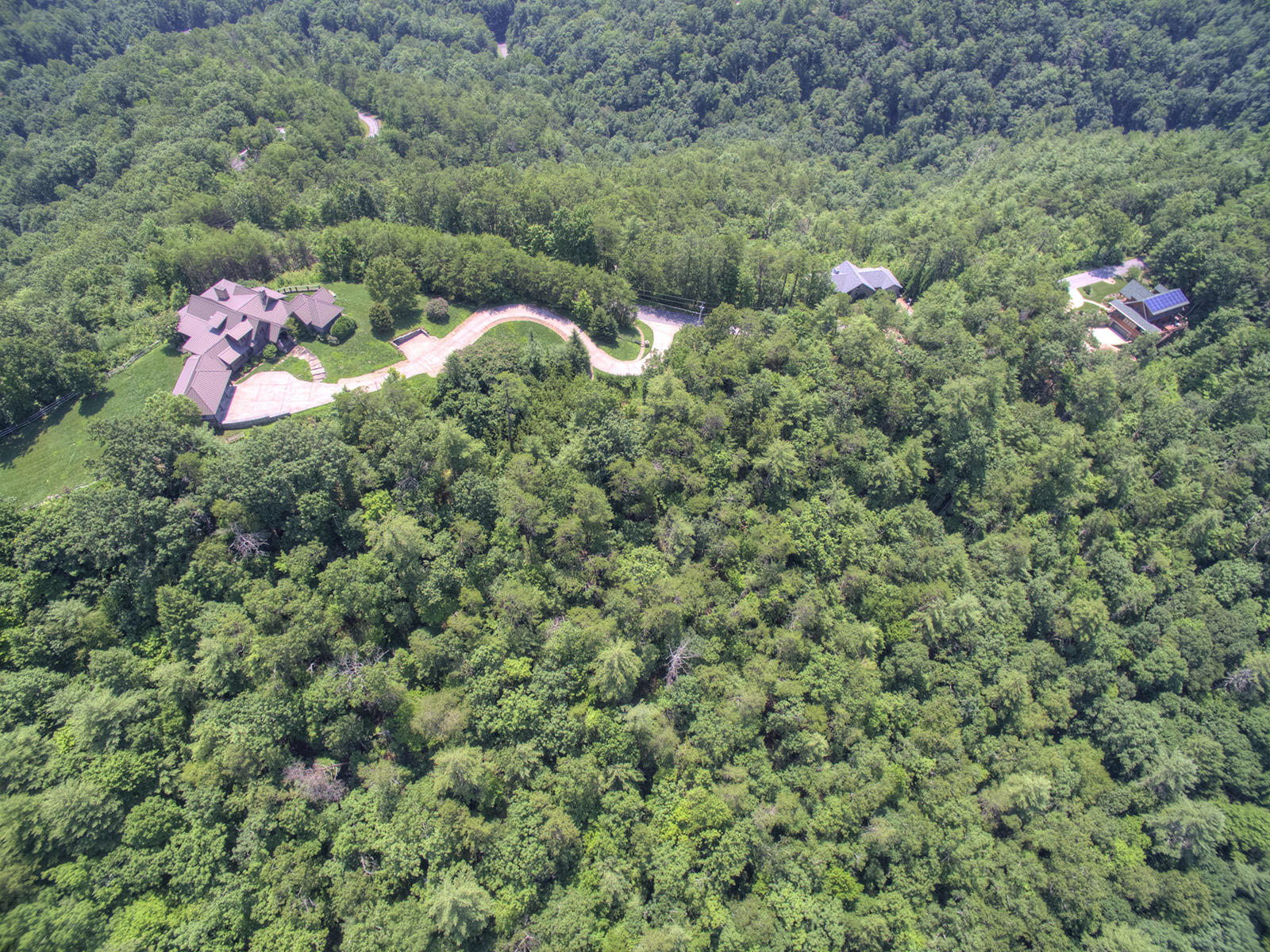 21 R Hawk View Drive Townsend, TN 37882 - Photo 10 of 13 LOT 21R's Neighbor