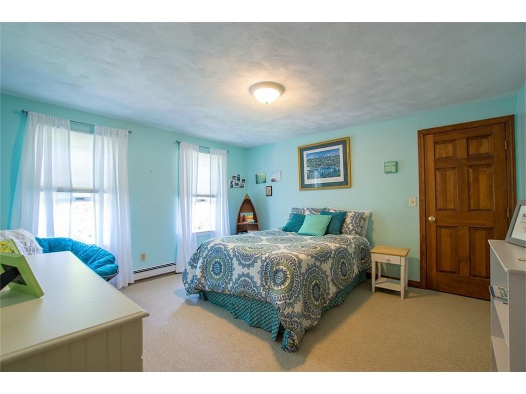 31 Cargill Road Cumberland, RI 02864 - Photo 18 of 27