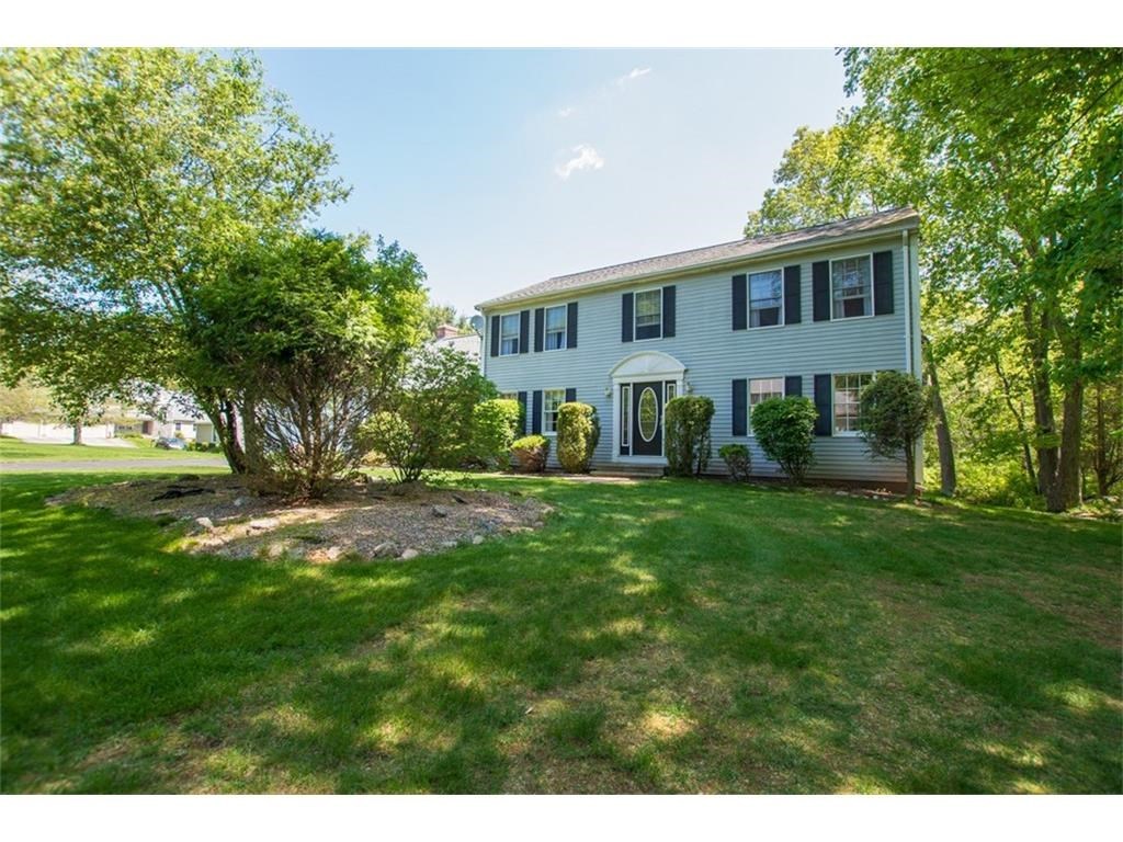 31 Cargill Road Cumberland, RI 02864 - Photo 3 of 27