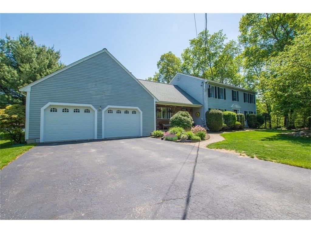 31 Cargill Road Cumberland, RI 02864 - Photo 4 of 27