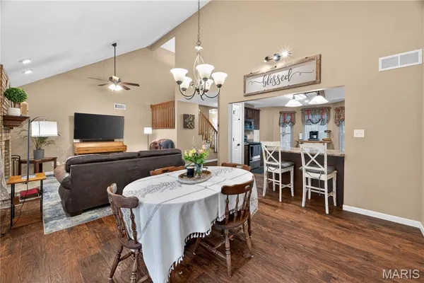$279,900 | 2160 Hill Crest Drive, Highland, IL 62249
