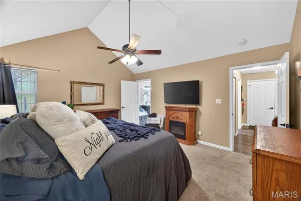 $279,900 | 2160 Hill Crest Drive, Highland, IL 62249