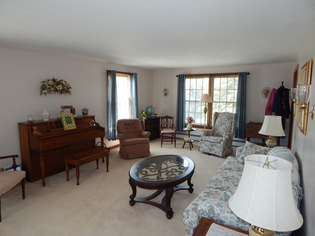 2 Arapaho Road Worcester, MA 01606 - Photo 9 of 28 Gallery Image 9