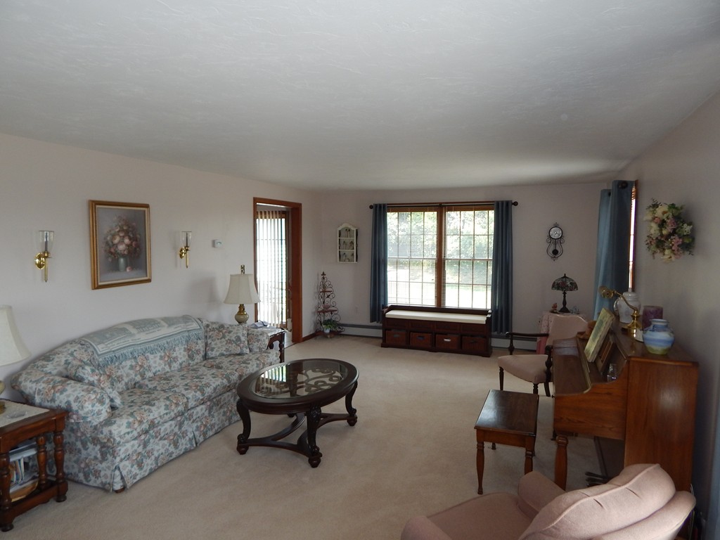 2 Arapaho Road Worcester, MA 01606 - Photo 10 of 28 Gallery Image 10