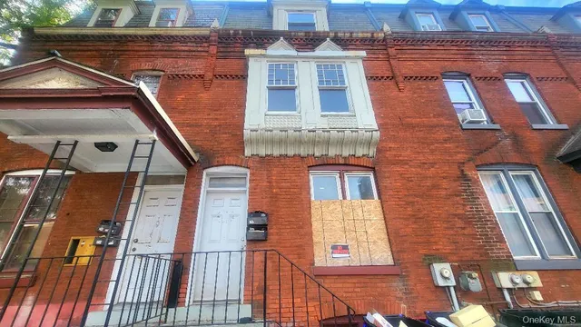 $350,000 | 212 Church Street, Poughkeepsie, NY 12601