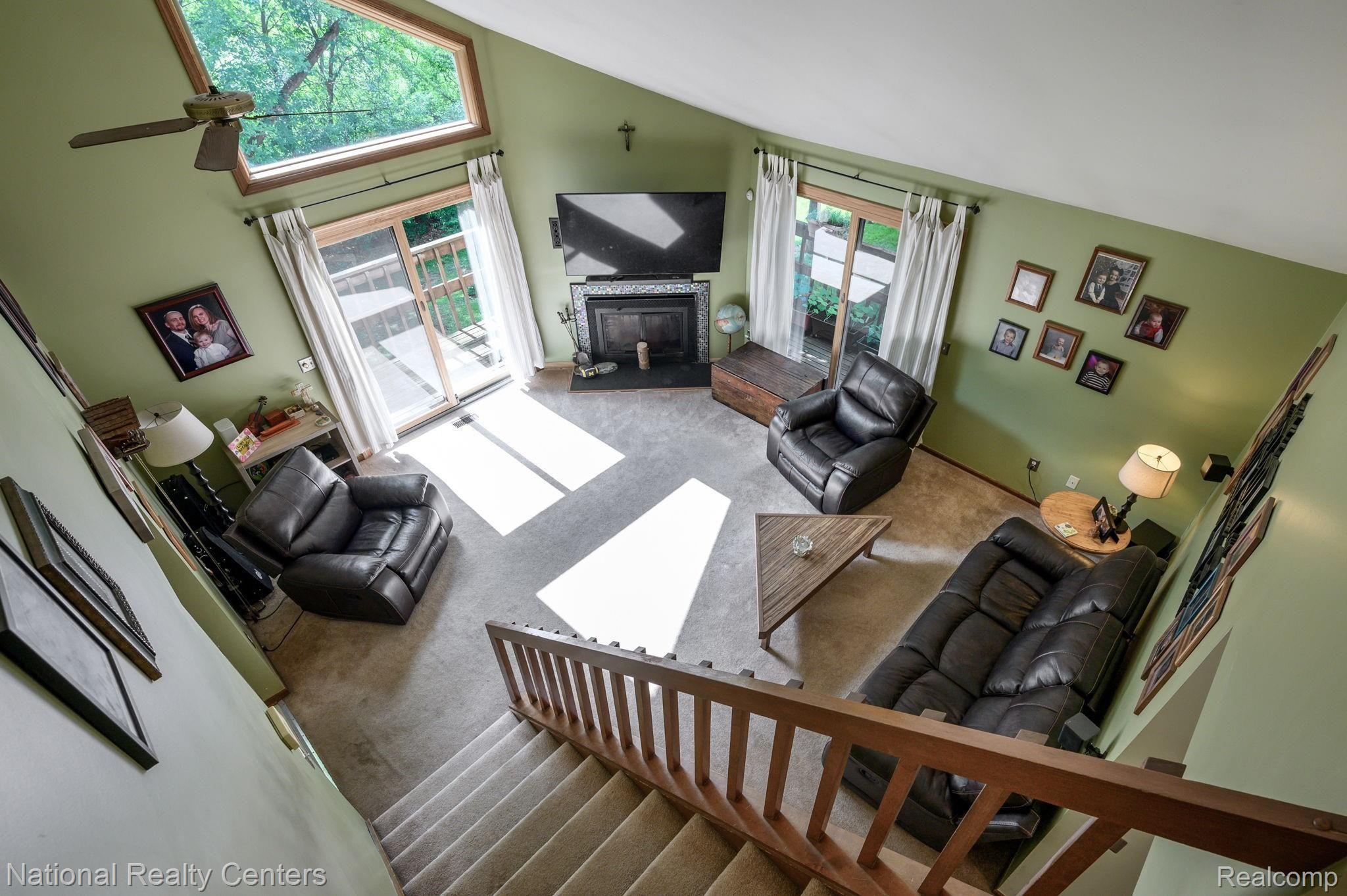 2370 Highfield Road Waterford, MI 48329 - Photo 17 of 34 Gorgeous!