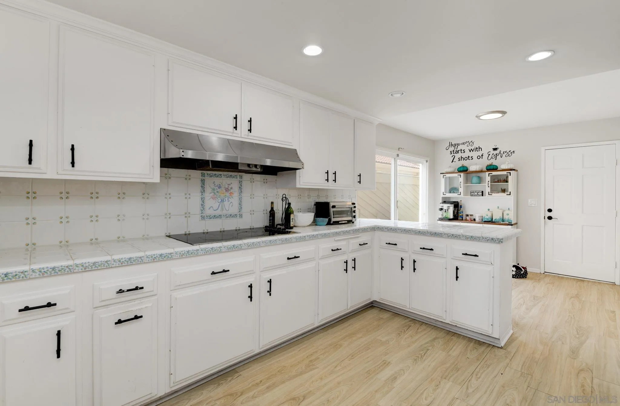29 Blue Anchor Cay Road Coronado, CA 92118 - Photo 9 of 31 Kitchen