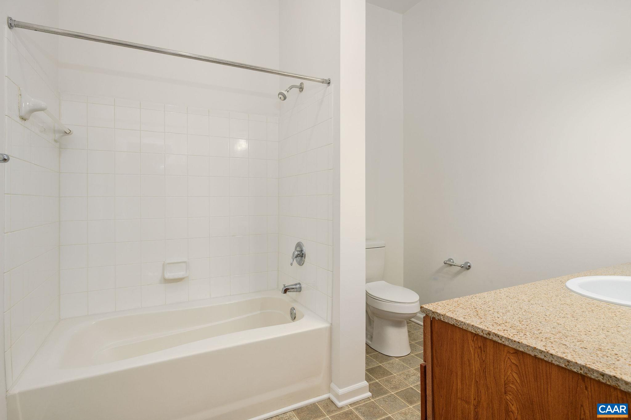 755 Walker Square, Unit 4B Charlottesville, VA 22903 - Photo 8 of 15