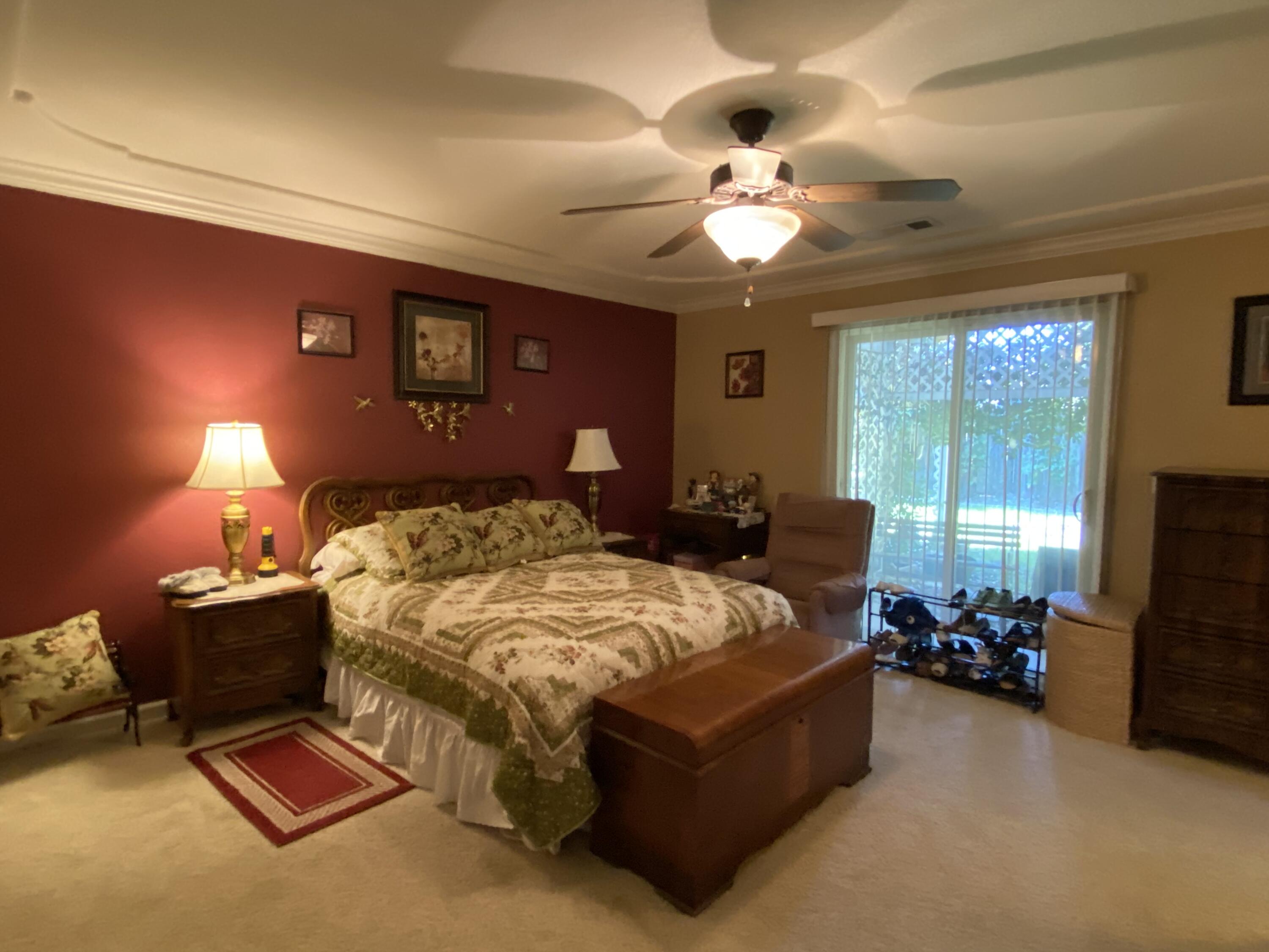 3974 Meadow Oak Way Redding, CA 96002 - Photo 7 of 16 IMG_8262