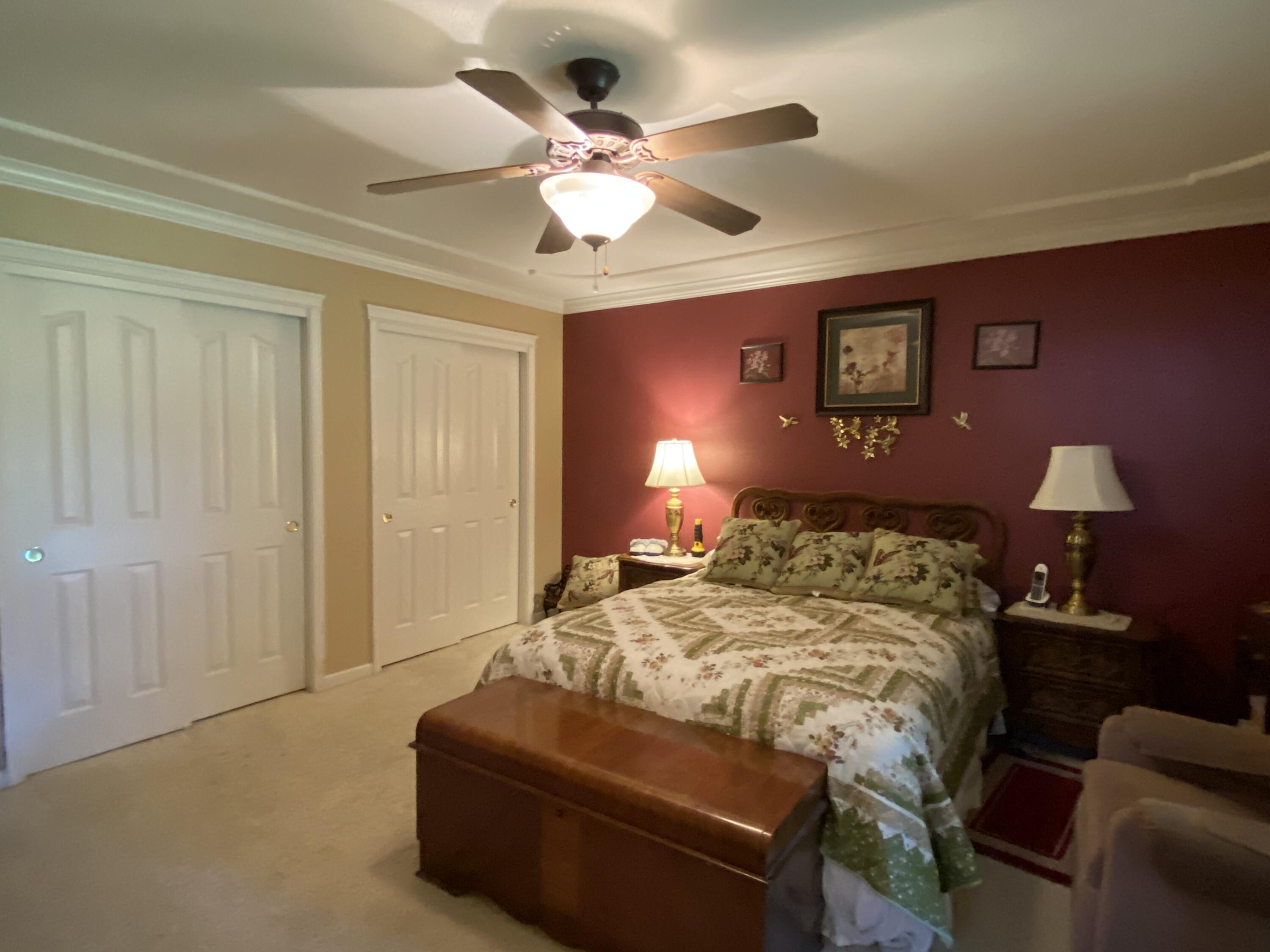 3974 Meadow Oak Way Redding, CA 96002 - Photo 8 of 16 IMG_8261