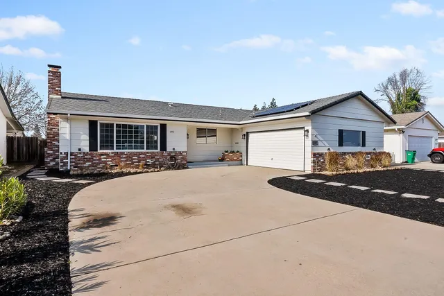 $479,000 | 1007 South Mills Avenue, Lodi, CA 95242