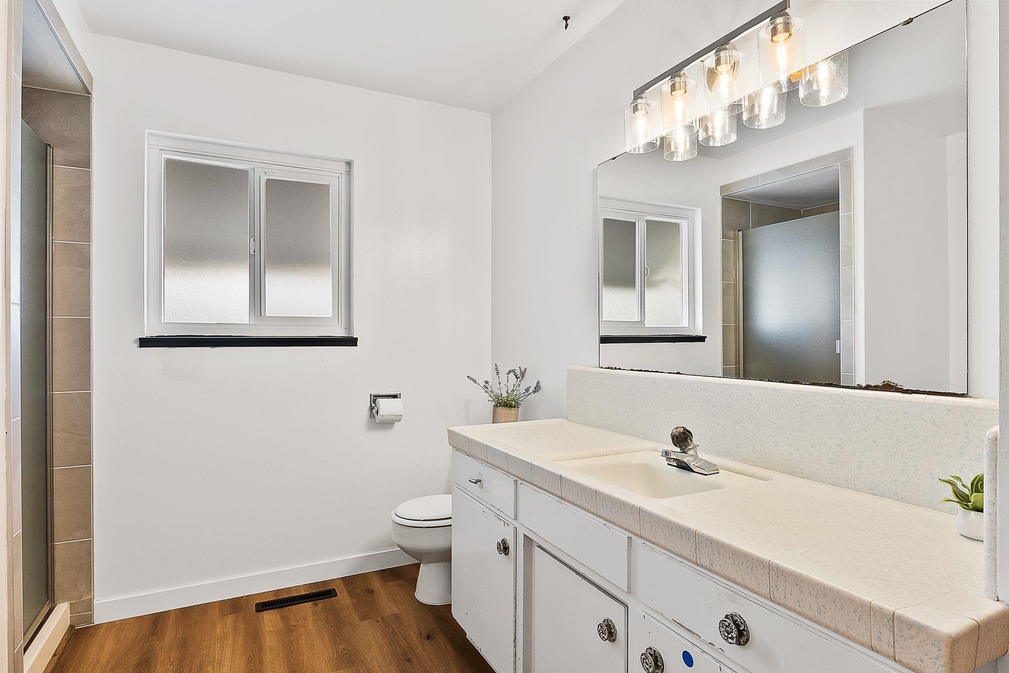 1007 South Mills Avenue Lodi, CA 95242 - Photo 13 of 25