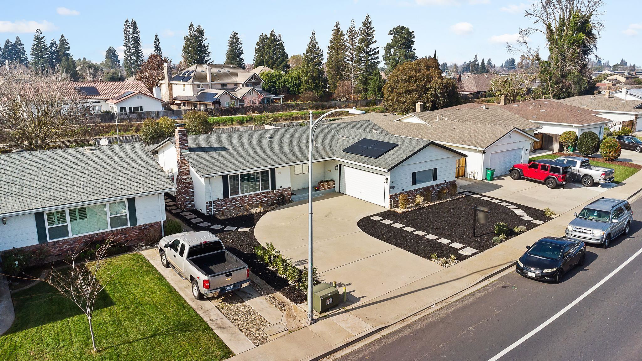 1007 South Mills Avenue Lodi, CA 95242 - Photo 21 of 25