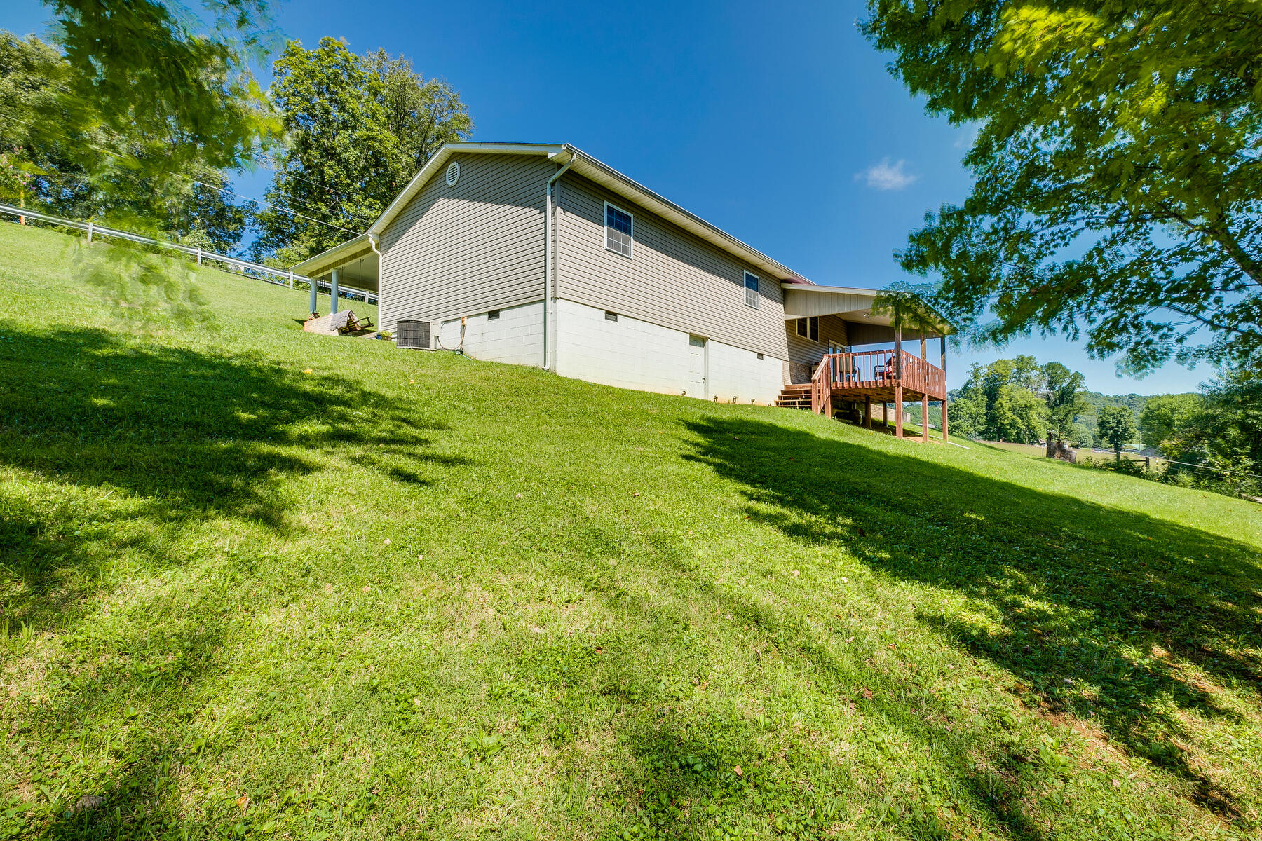 726 Rector Drive Kingsport, TN 37660 - Photo 30 of 38 030