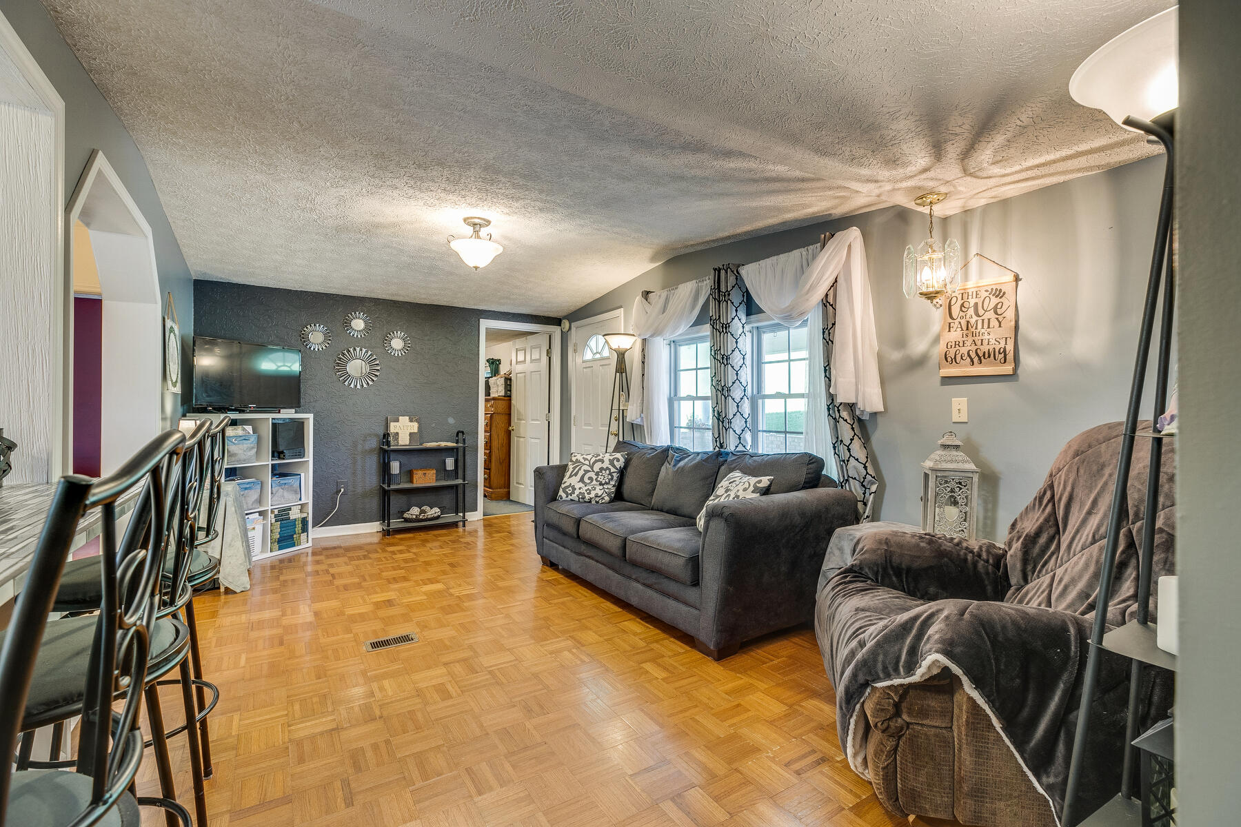 726 Rector Drive Kingsport, TN 37660 - Photo 10 of 38 010