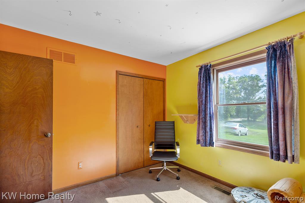 365 North Kellogg Road Howell, MI 48843 - Photo 22 of 69