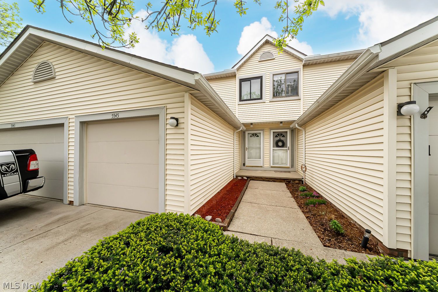5545 Sunset Lane, Unit B Parma, OH 44134 - Photo 1 of 29