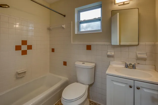 $1,650 | 629 South K Street, Unit 2, Lake Worth Beach, FL 33460