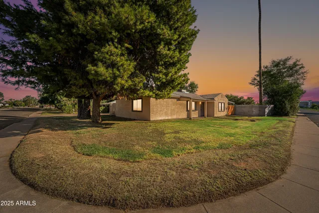 a view of a outdoor space