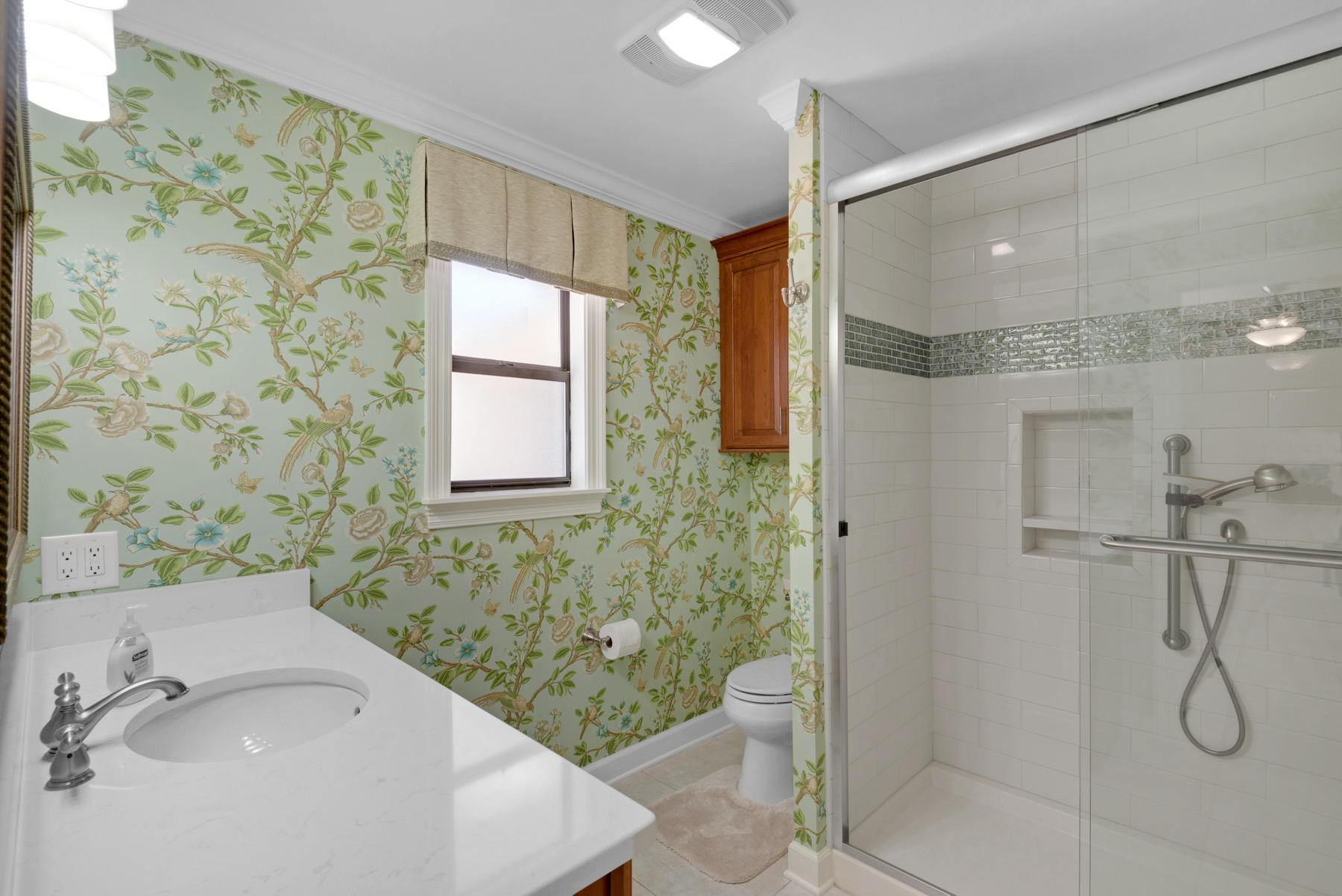 583 Ridge Road Santa Rosa Beach, FL 32459 - Photo 26 of 37 a bathroom with a sink toilet and shower