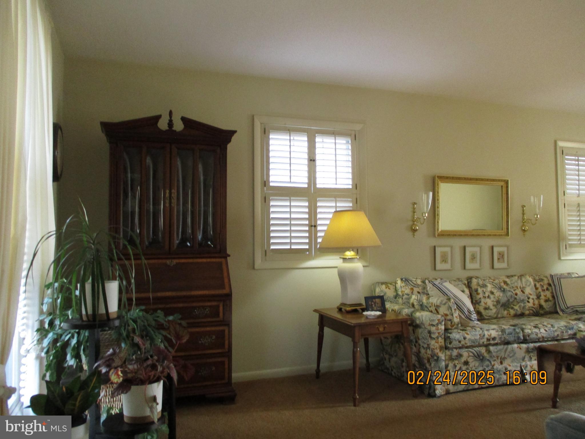 116 Lexington Road York, PA 17402 - Photo 5 of 69 a living room with furniture and a window