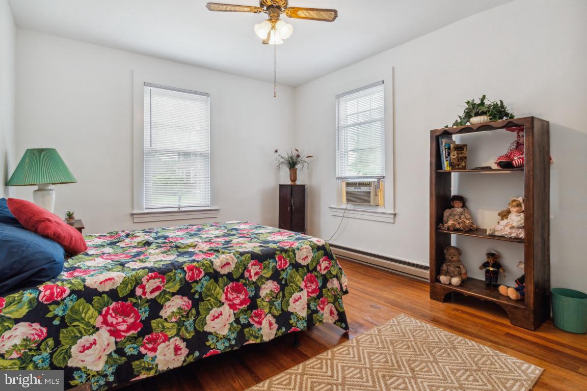 624 Coleraine Road Baltimore, MD 21229 - Photo 4 of 28