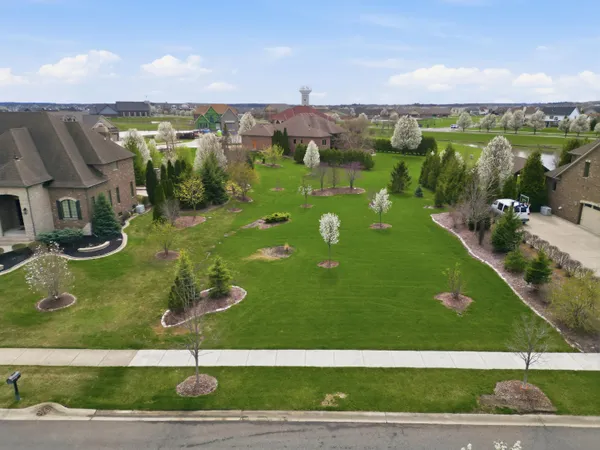 $185,000 | 8645 West 105th Avenue, St. John, IN 46373