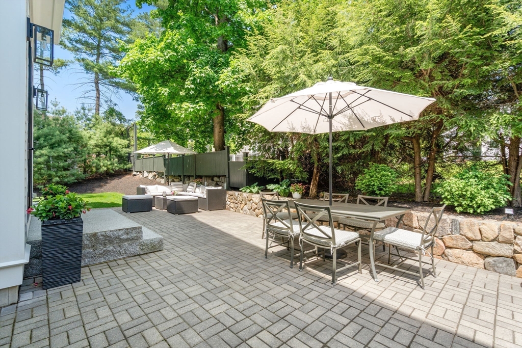 33 Hickory Road Wellesley, MA 02482 - Photo 38 of 42