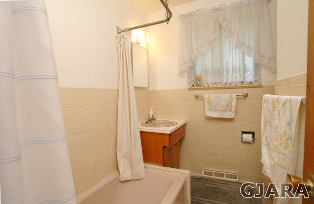 2104 Yellowstone Road Grand Junction, CO 81507 - Photo 11 of 13 Gallery Image 11
