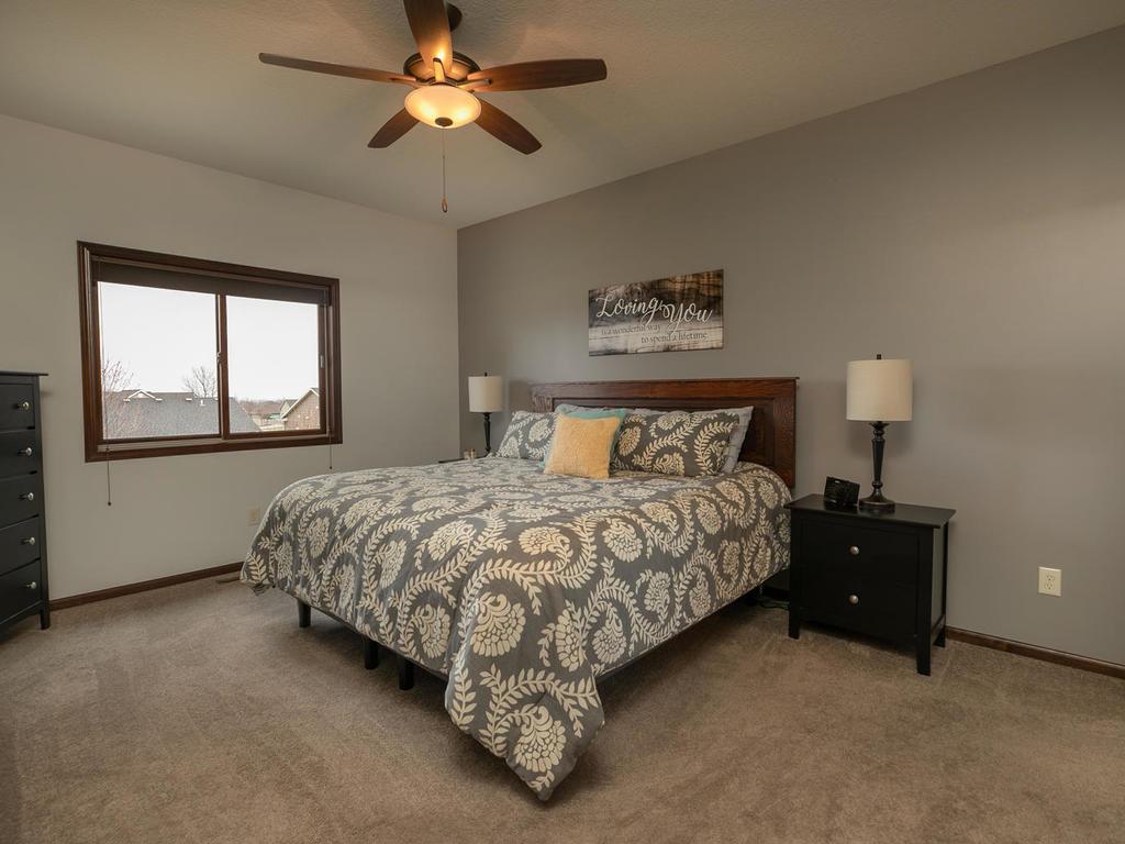929 Southern Pine Lane Southwest Rochester, MN 55902 - Photo 16 of 38