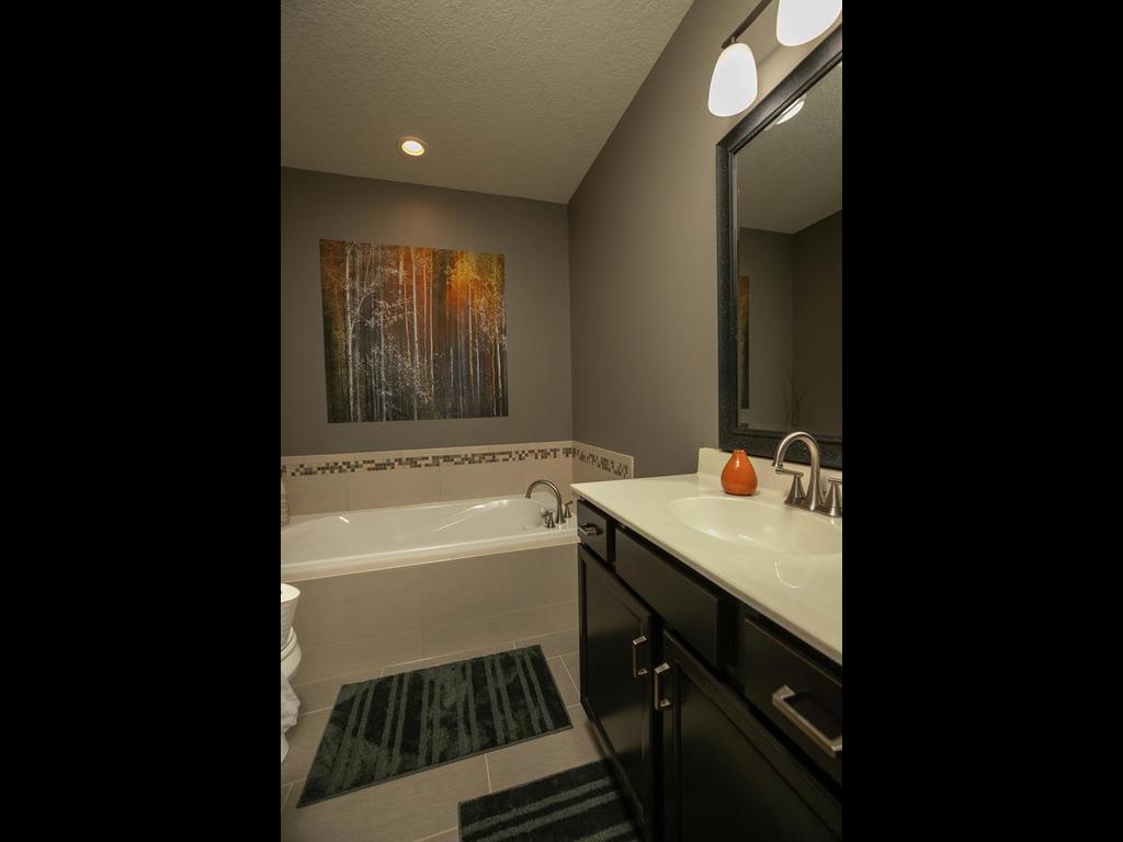 929 Southern Pine Lane Southwest Rochester, MN 55902 - Photo 22 of 38