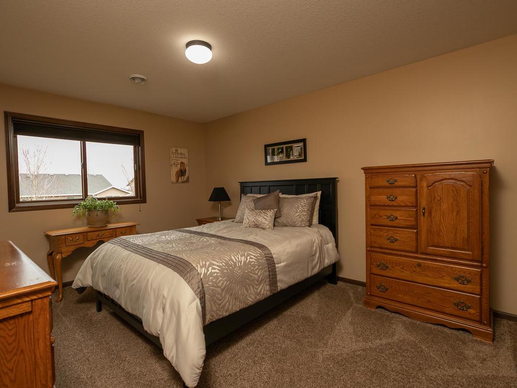 929 Southern Pine Lane Southwest Rochester, MN 55902 - Photo 28 of 38