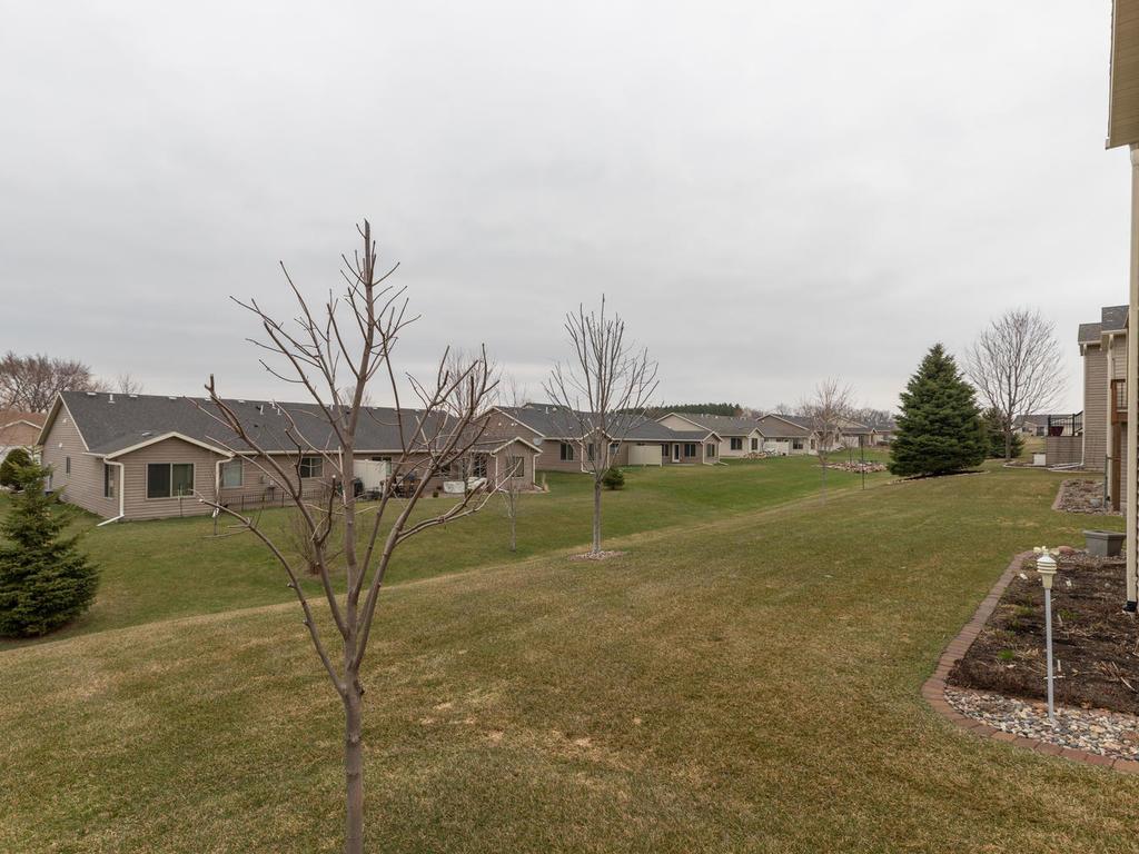 929 Southern Pine Lane Southwest Rochester, MN 55902 - Photo 34 of 38