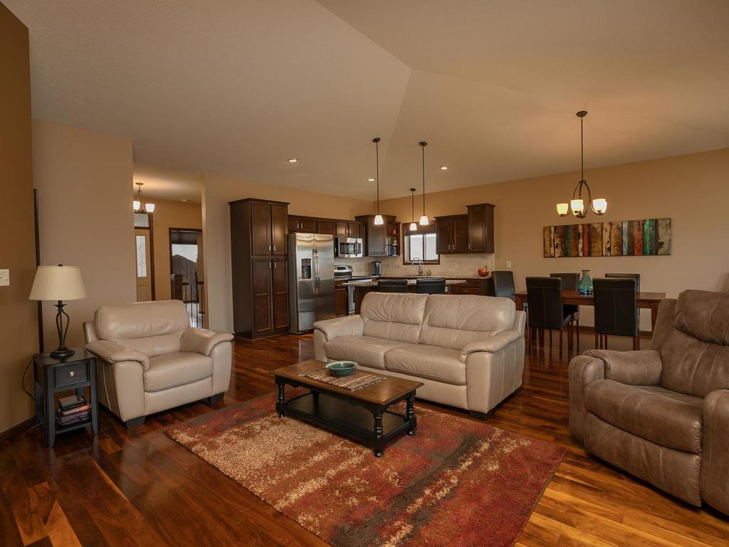 929 Southern Pine Lane Southwest Rochester, MN 55902 - Photo 6 of 38
