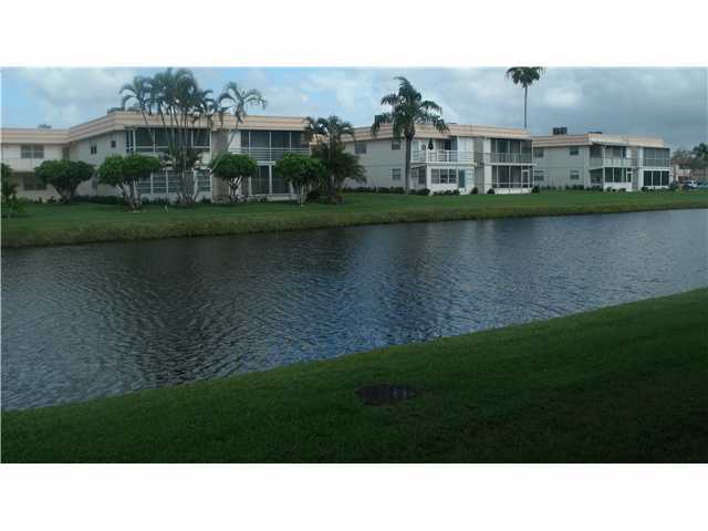 253 Saxony F, Unit 253 Delray Beach, FL 33484 - Photo 1 of 7 Primary Photo