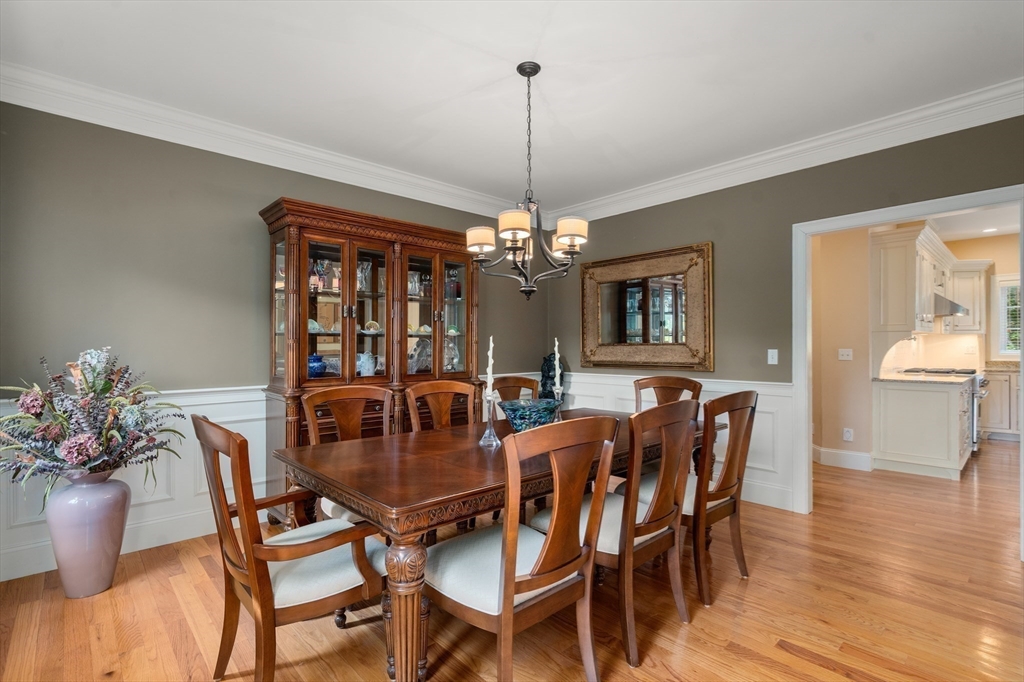 77 Cedar Street Wellesley, MA 02481 - Photo 14 of 39