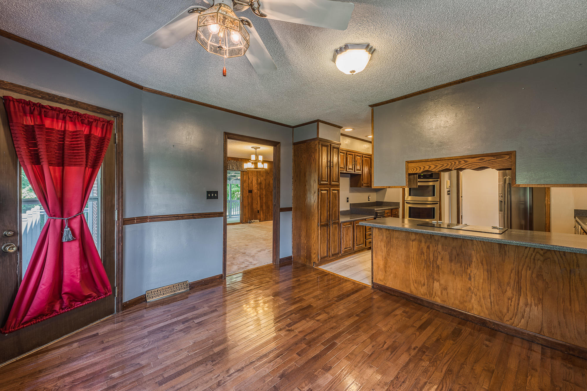 21329 Plantation Road Bristol, VA 24202 - Photo 11 of 50 21329PlantationRoadBristolVA-007