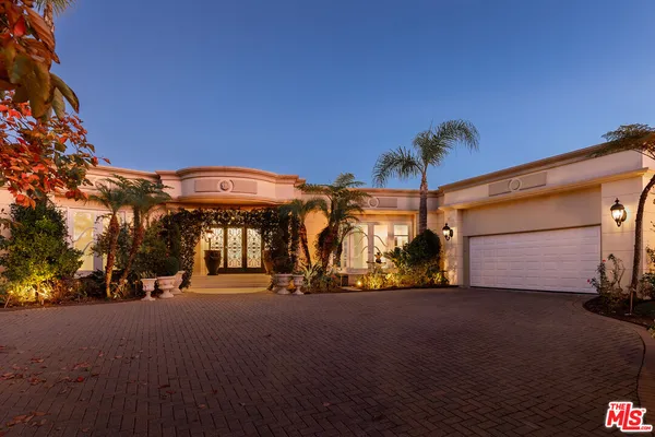 $29,985 | 1630 Carla Ridge, Beverly Hills, CA 90210