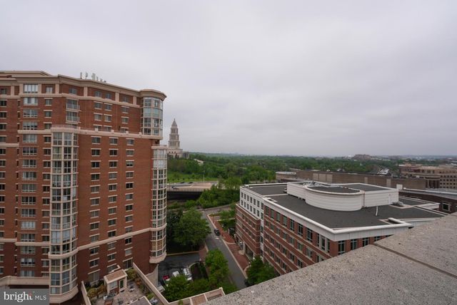 $450,000 | 2050 Jamieson Avenue, Unit 1002, Alexandria, VA 22314