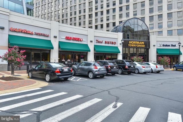 $450,000 | 2050 Jamieson Avenue, Unit 1002, Alexandria, VA 22314