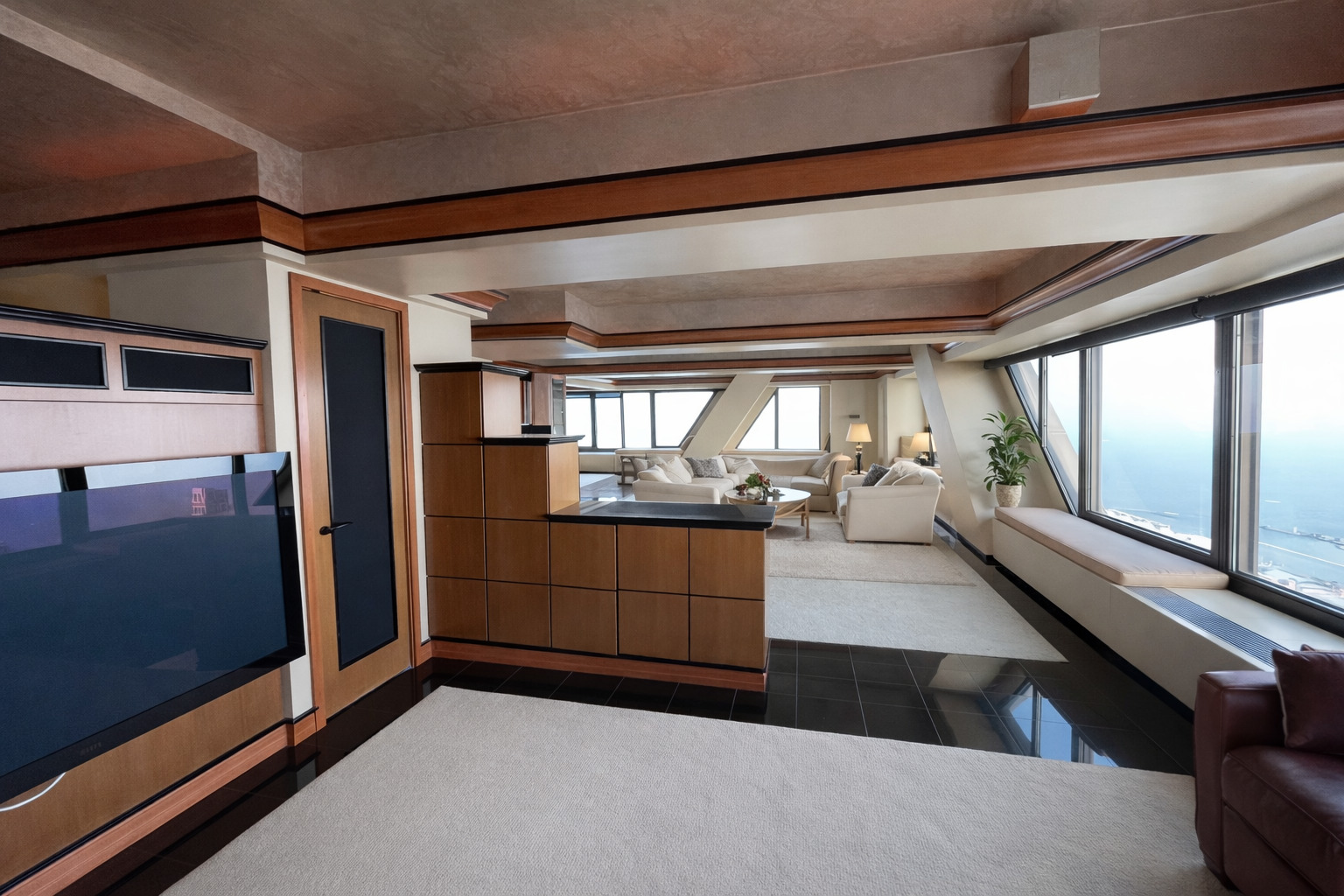 175 East Delaware Place, Unit 9007 Chicago, IL 60611 - Photo 11 of 27